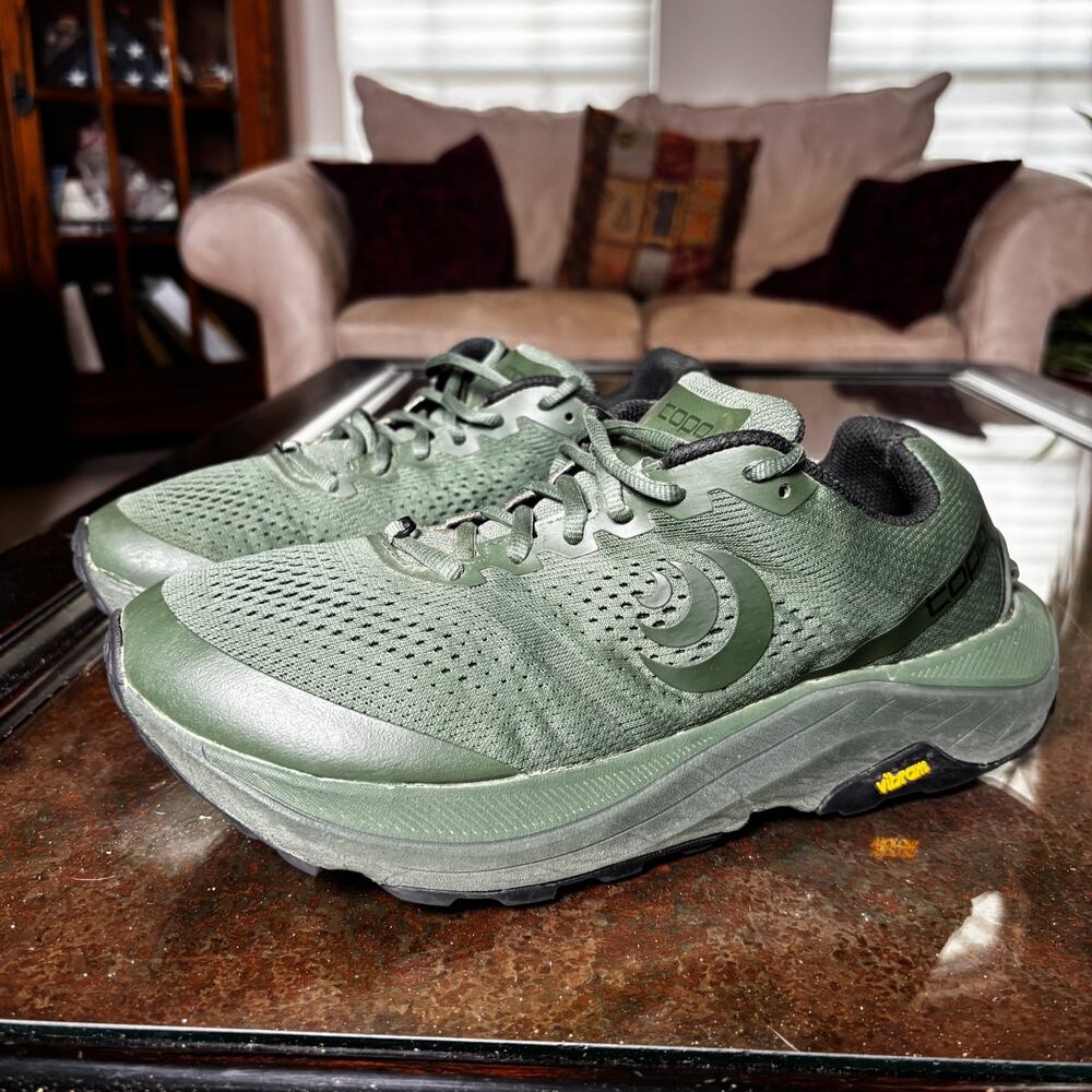 Topo Athletic Ultraventure 3 Shoes Mens 9 Forest Green Trail Running Gym Sneaker